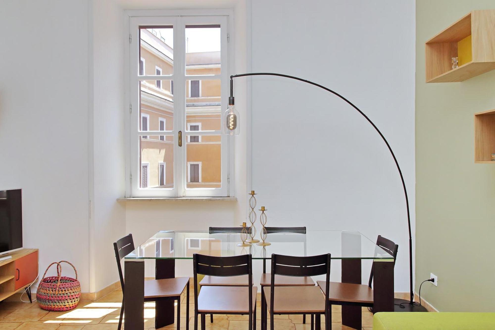 Luxury Vatican White House Apartment Rom